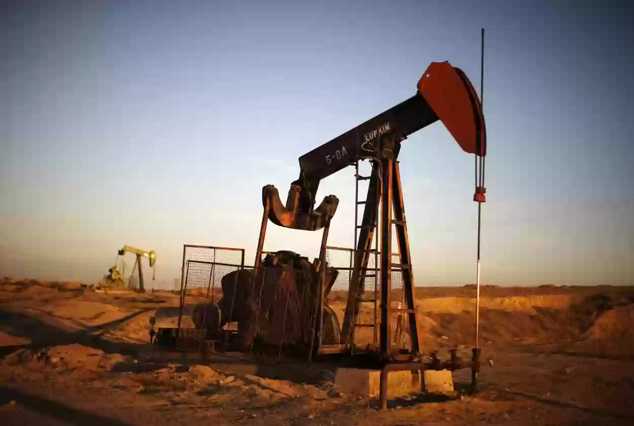  أسعار النفط تواصل ارتفاعها وسط توترات من الإمدادات 