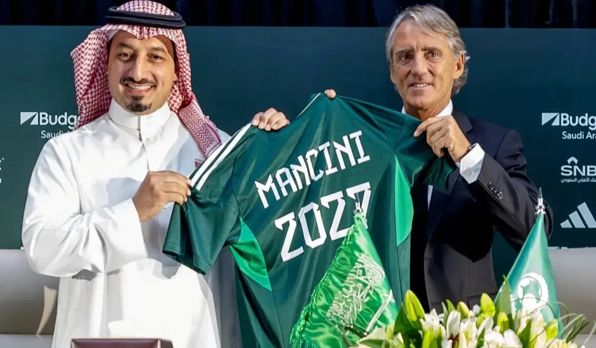 استبعاد العقيدي والغنام والفرج من قائمة المنتخب السعودي…مانشيتي يوضح الأسباب