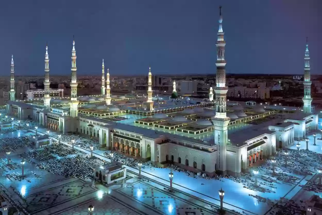 صلاة التراويح الأولى في المسجد النبوي