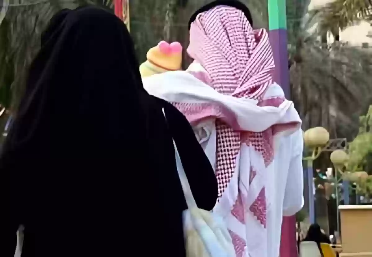  رجل سعودي يروي قصة طلاقه من زوجته بعدما رآها صدفة في مطعم