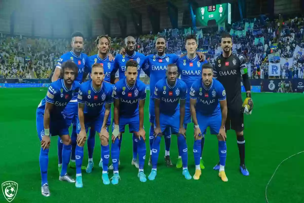  الحبسي يصدم جماهير الهلال بتصريح كارثي عن بطولات الفريق